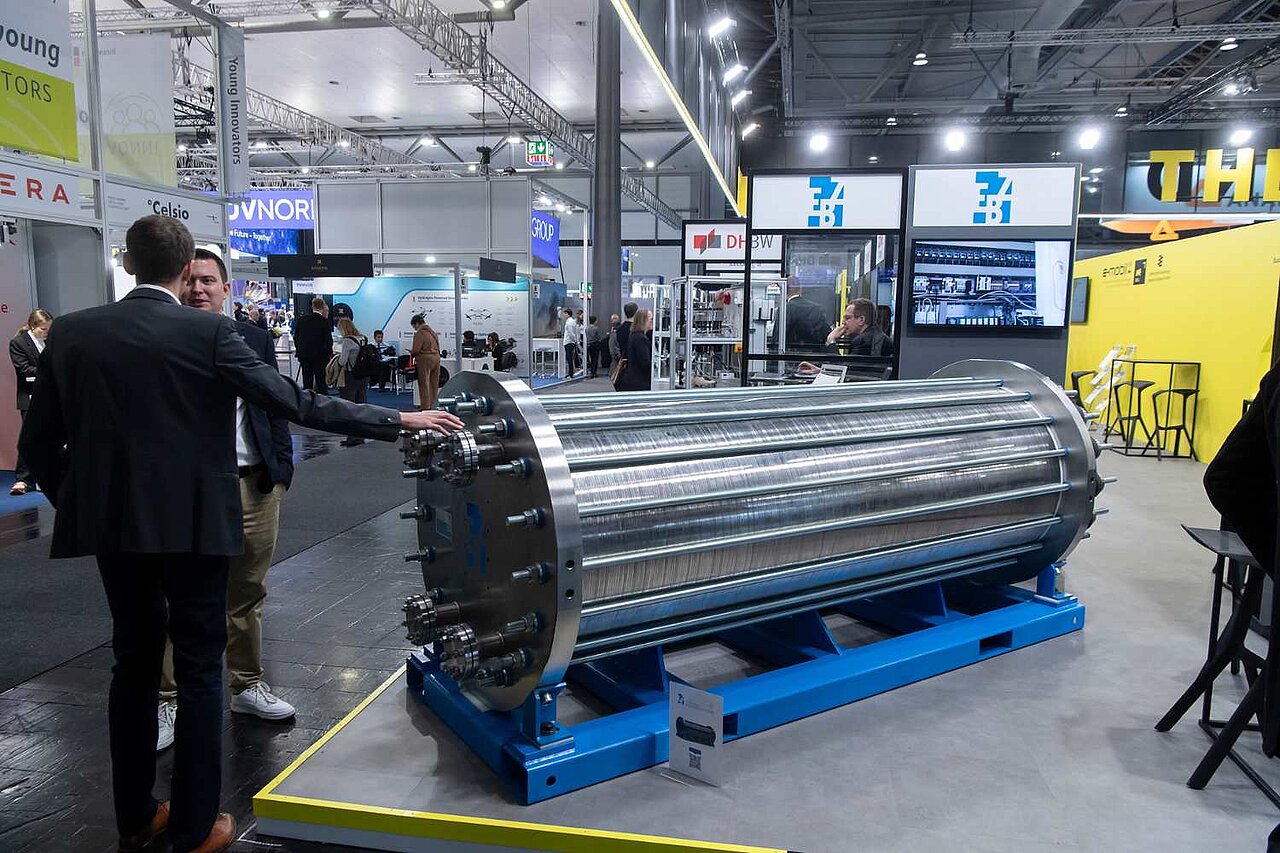 Der baden-württembergische Gemeinschaftsstand auf der Hannover Messe 2026. Aussteller präsentieren ihre Produkte.