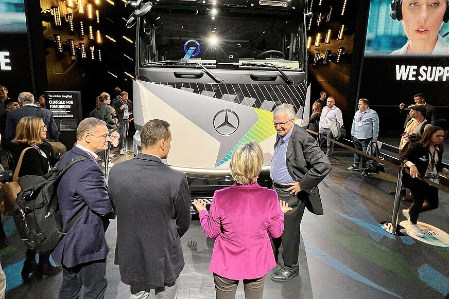 Präsentation des eActros LongHaul durch Daimler-Truck-Chef Martin Daum auf der IAA Transportation 2022.