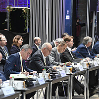 Blick ins Plenum bei der fünften Jahresveranstaltung des Strategiedialogs Automobilwirtschaft.