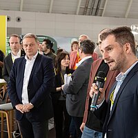 Aufnahme eines Speakers auf der i-Mobility 2026