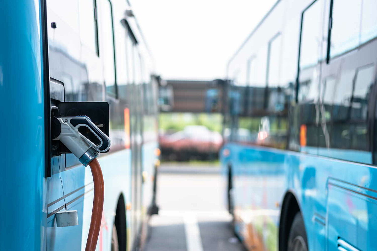 F rderung F r Busse Mit Alternativen Antrieben