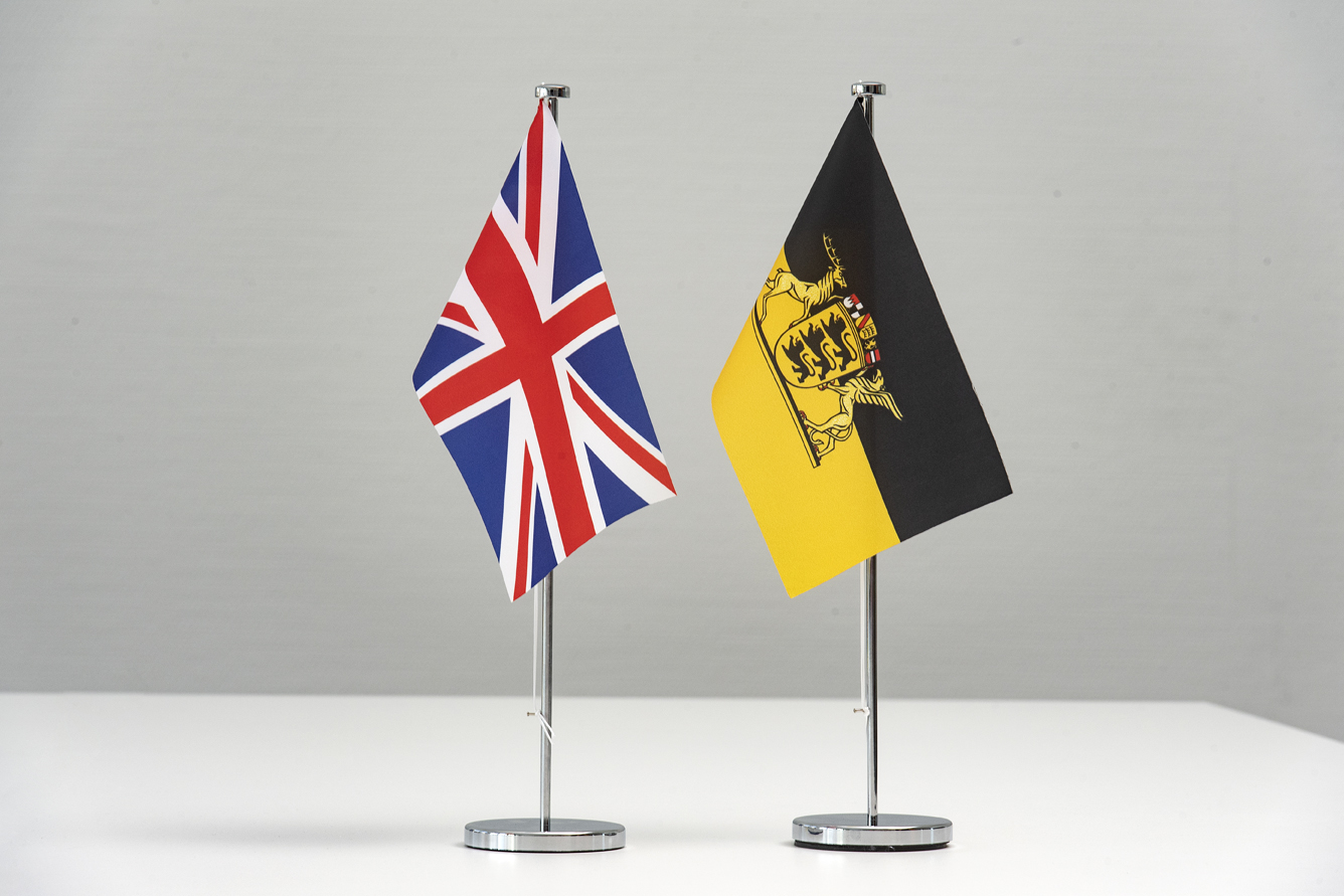Flaggen UK und Baden-Württemberg 